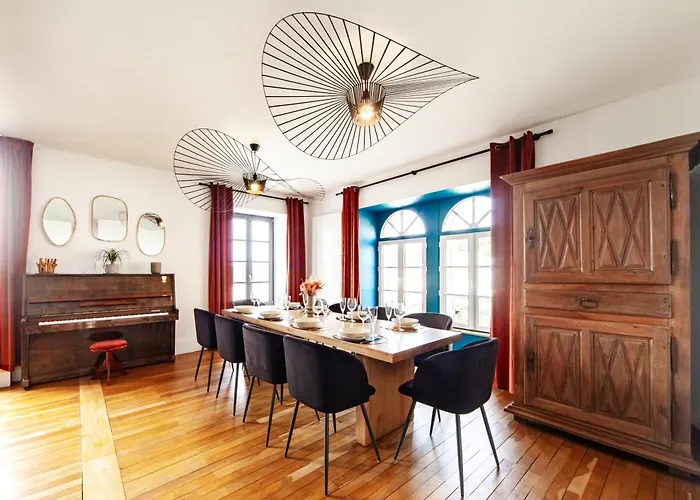 Jolie M'home, Le Puy Du Fou, 15 Pers, 7 Ch, 5 Sde, 5 Wc Prázdninový dům *